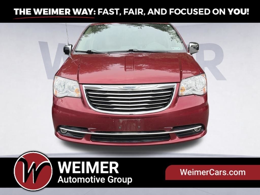Used 2016 Chrysler Town & Country Touring-L Van LWB Passenger Van
