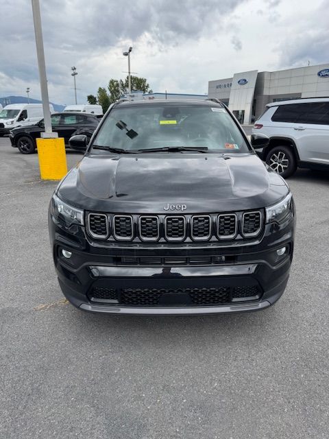 2025 Jeep Compass LATITUDE 4X4