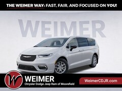 2025 Chrysler Pacifica Select Passenger Van