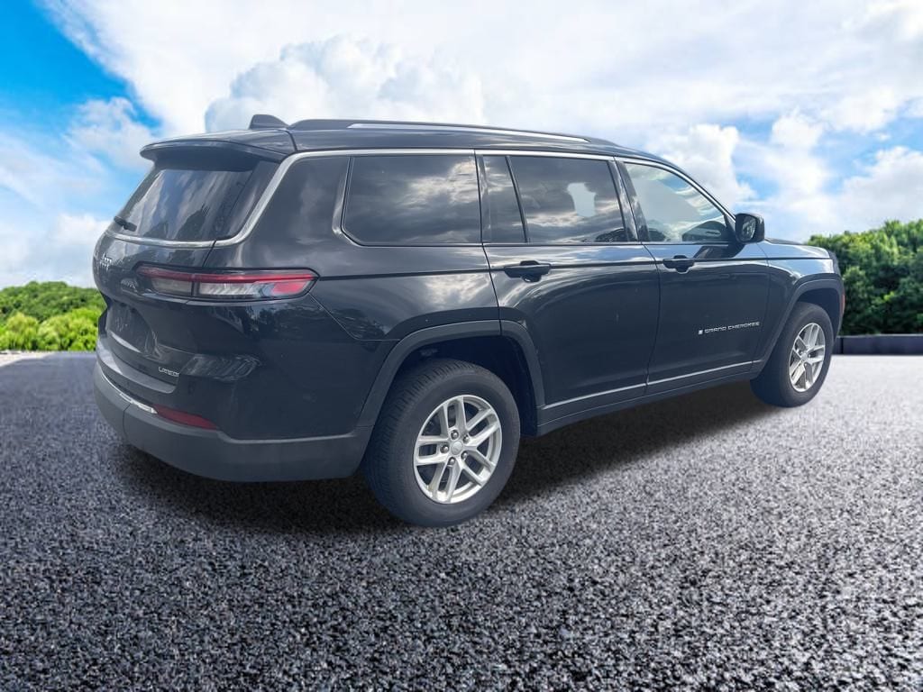 Used 2023 Jeep Grand Cherokee L Laredo SUV