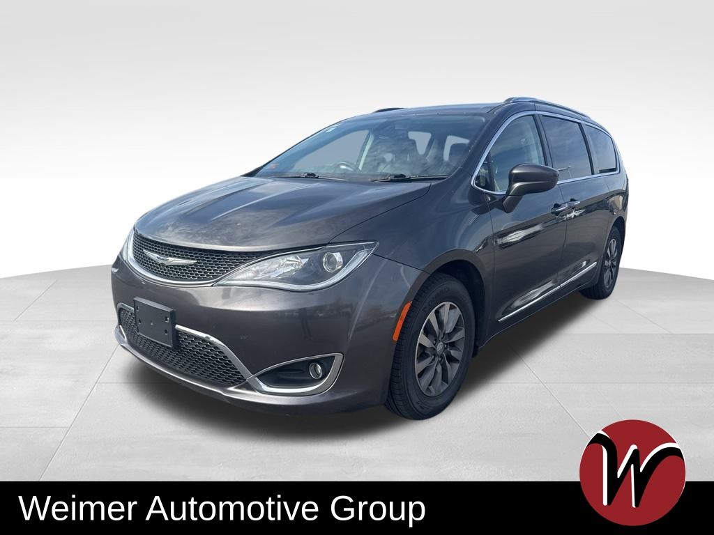 2020 Chrysler Pacifica Touring L Plus's photo