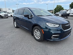 2025 Chrysler Pacifica SELECT Passenger Van