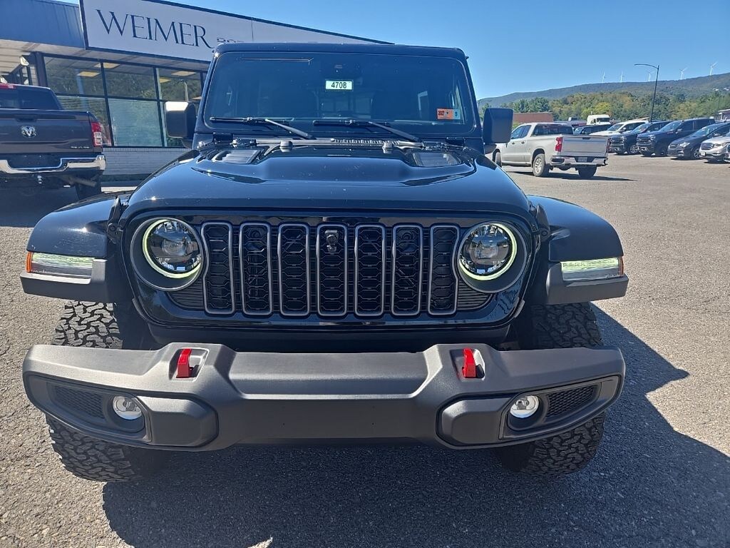 New 2025 Jeep Wrangler Rubicon Sport Utility
