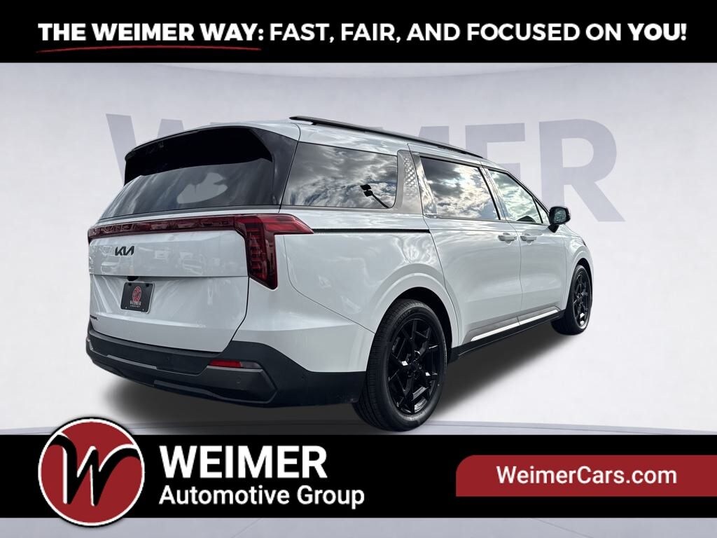 Used 2025 Kia Carnival SX Van Passenger Van