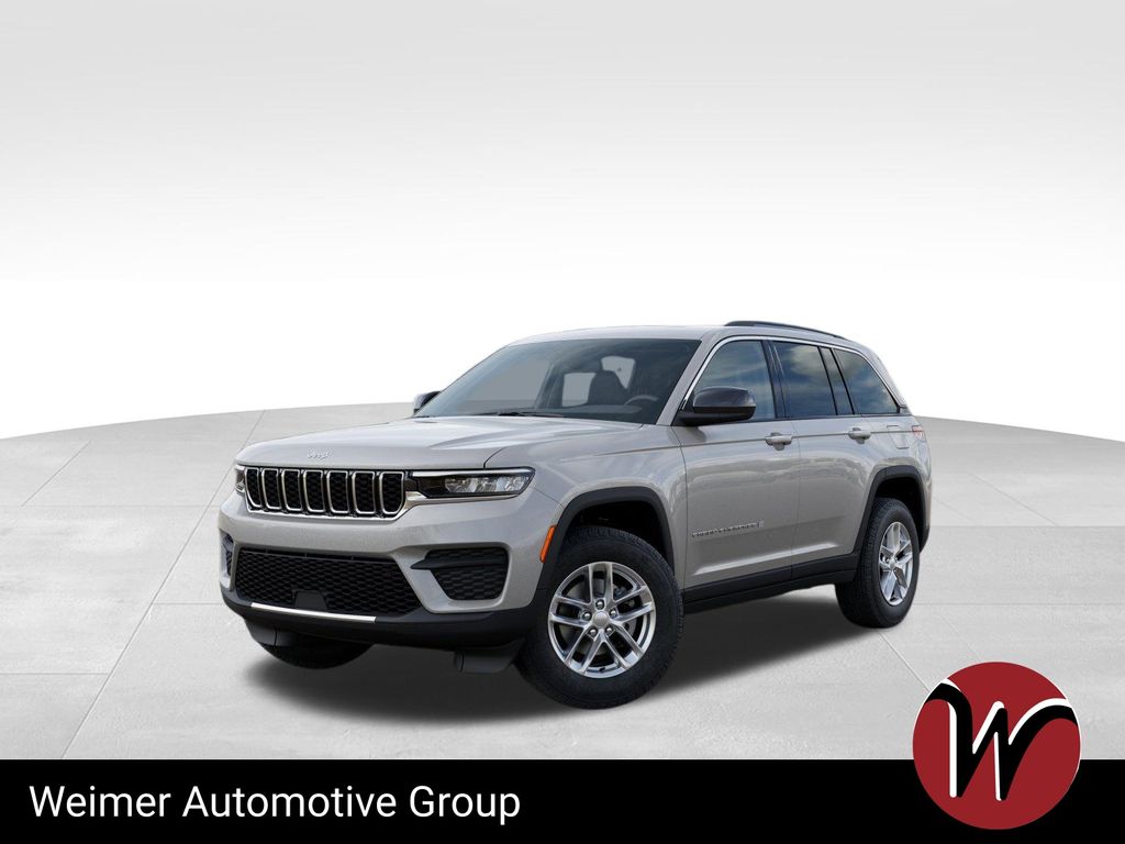 2025 Jeep Grand Cherokee Laredo's photo