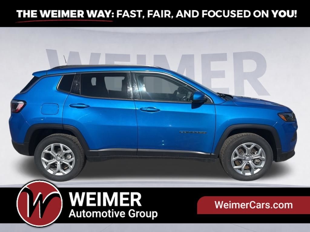 Used 2024 Jeep Compass Latitude SUV
