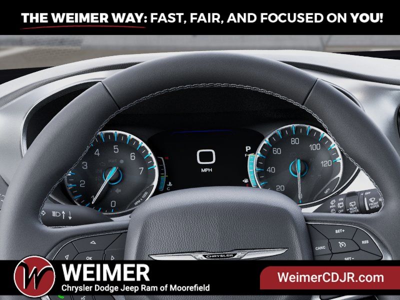 2025 Chrysler Pacifica Select - Photo 17