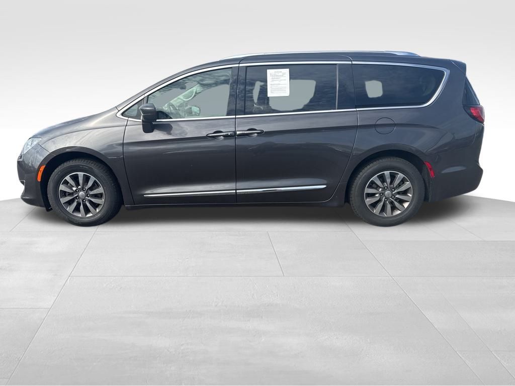 2020 Chrysler Pacifica Touring Plus photo 4