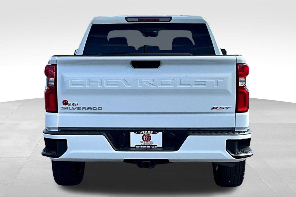 2023 Chevrolet Silverado 1500 RST photo 4