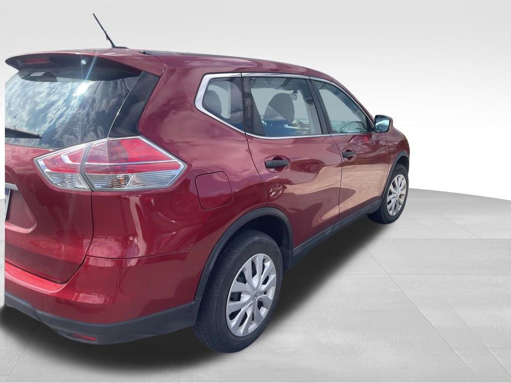 2016 Nissan Rogue S photo 3