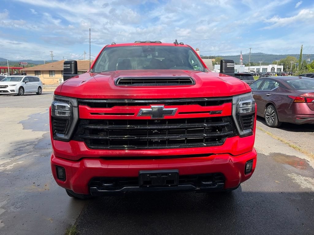 1GC4YNEYXRF198828