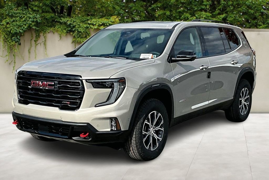 2026 GMC Acadia AT4's photo