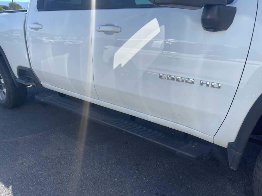 2024 Chevrolet Silverado 2500HD LT photo 4