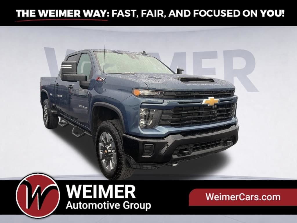 Used 2025 Chevrolet Silverado 2500 HD Custom Truck