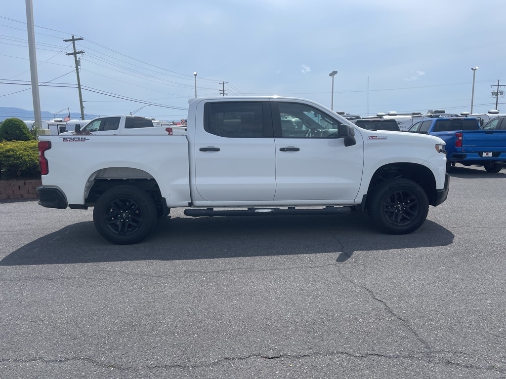 Used 2021 Chevrolet Silverado 1500 LT Trail Boss with VIN 1GCPYFED4MZ128622 for sale in Moorefield, WV
