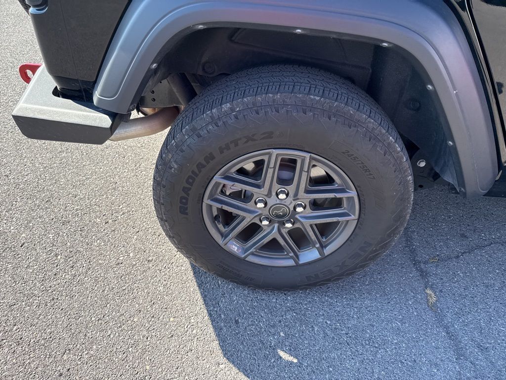 2024 Jeep Wrangler Sport S photo 4