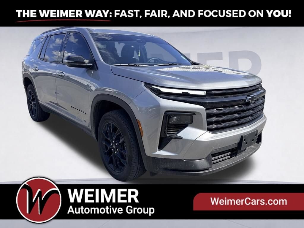 Used 2026 Chevrolet Traverse LT SUV