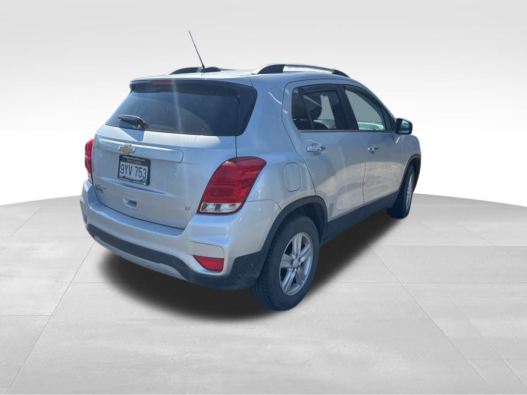 2020 Chevrolet Trax LT photo 3