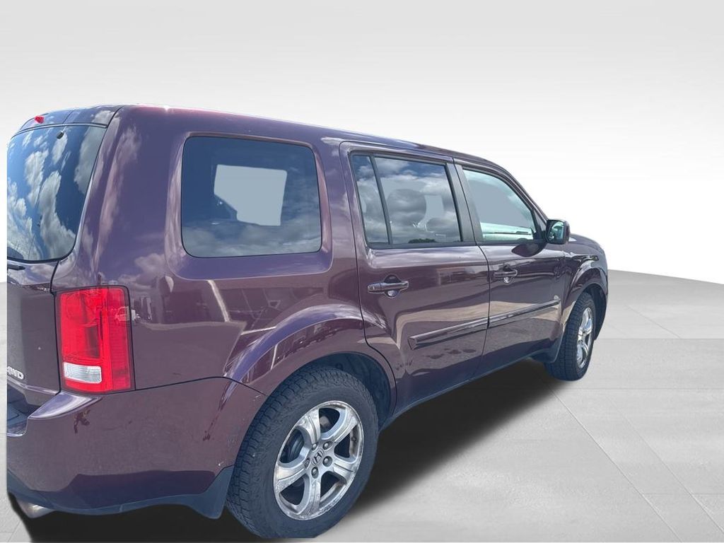 2015 Honda Pilot EX-L photo 2