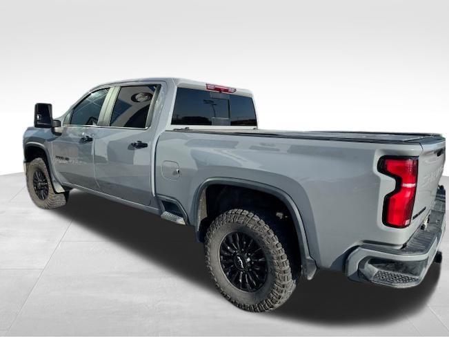 2024 Chevrolet Silverado 2500HD LT photo 3