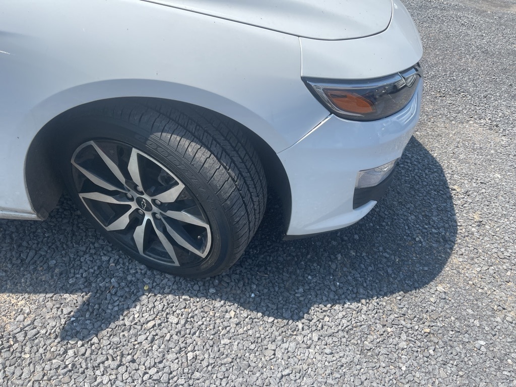 Used 2022 Chevrolet Malibu RS with VIN 1G1ZG5ST8NF211385 for sale in Moorefield, WV