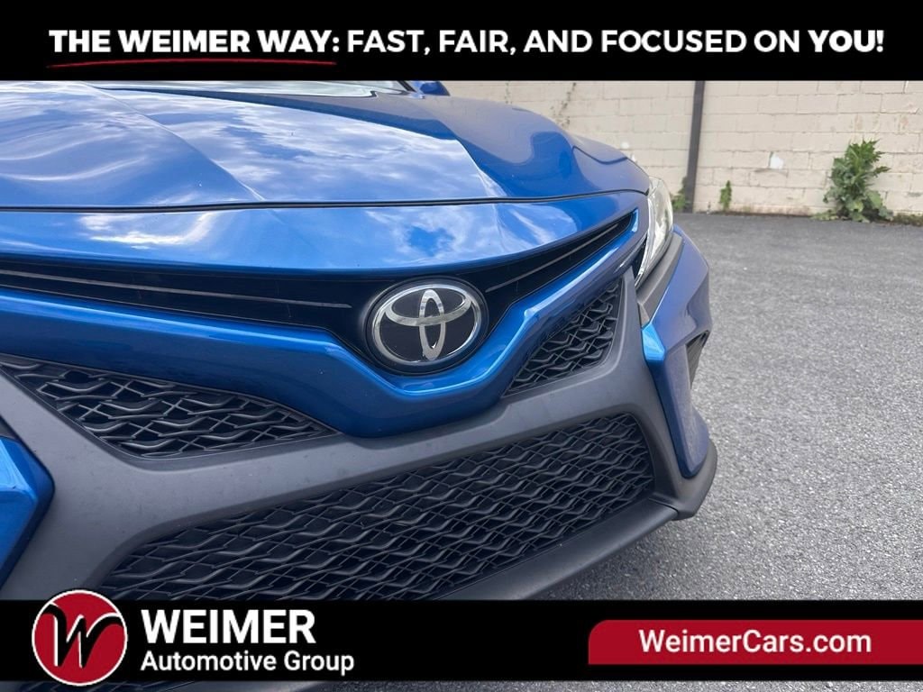 Used 2018 Toyota Camry LE Sedan