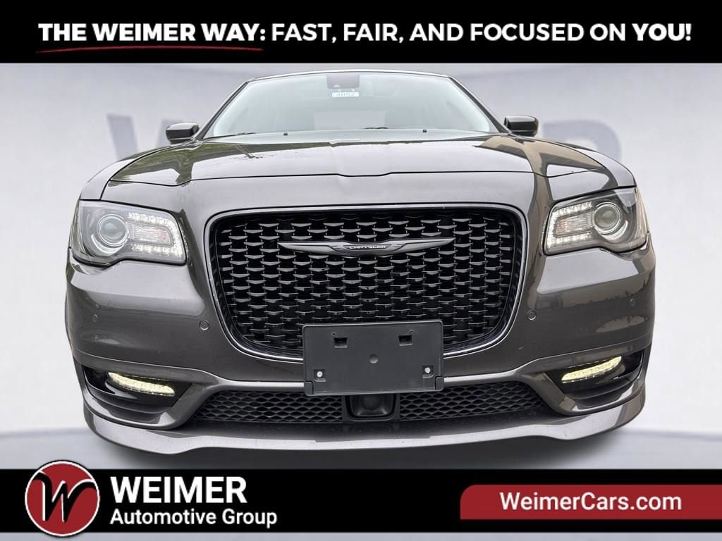 Used 2023 Chrysler 300 Touring L Sedan