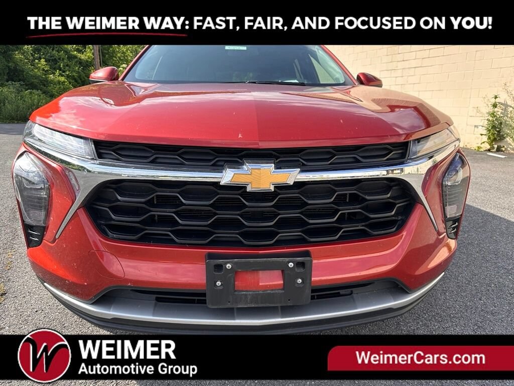 Used 2024 Chevrolet Trax LT SUV