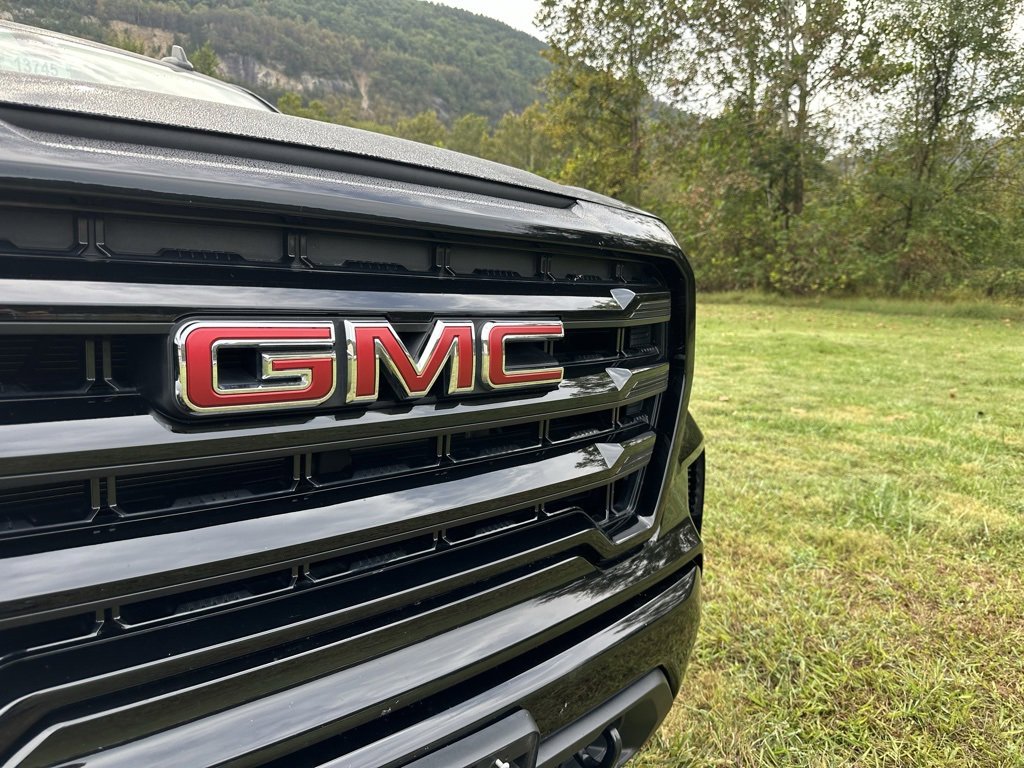 2022 Gmc Sierra 1500 Limited Elevation photo 3