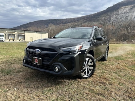 2023 Subaru Outback Premium SUV