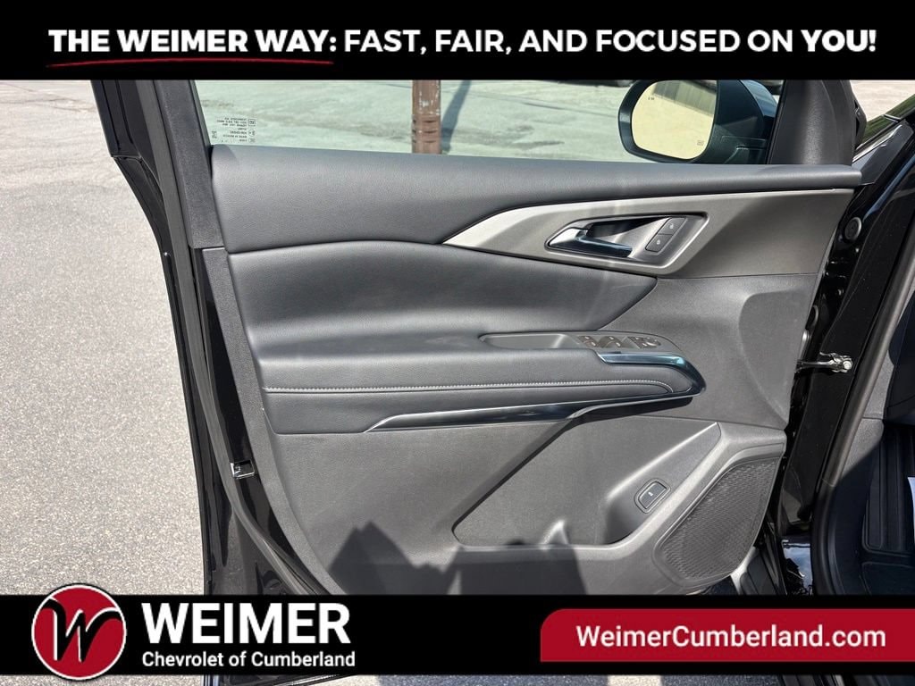 2026 Chevrolet Traverse LT - Photo 8