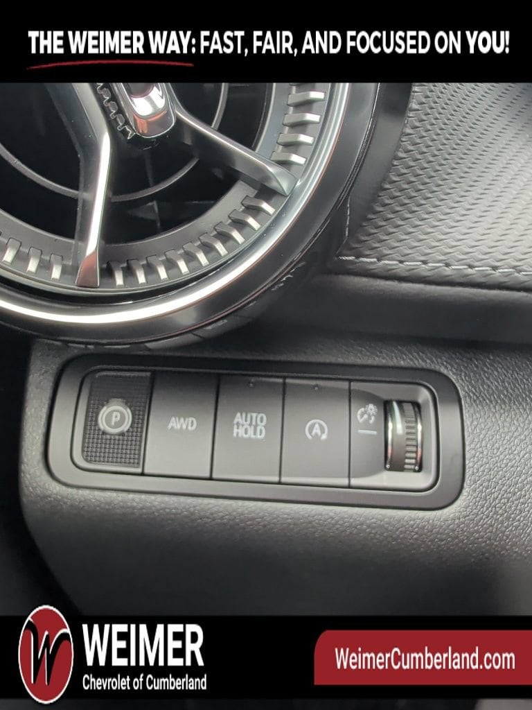 2027 Chevrolet Equinox LT - Photo 19
