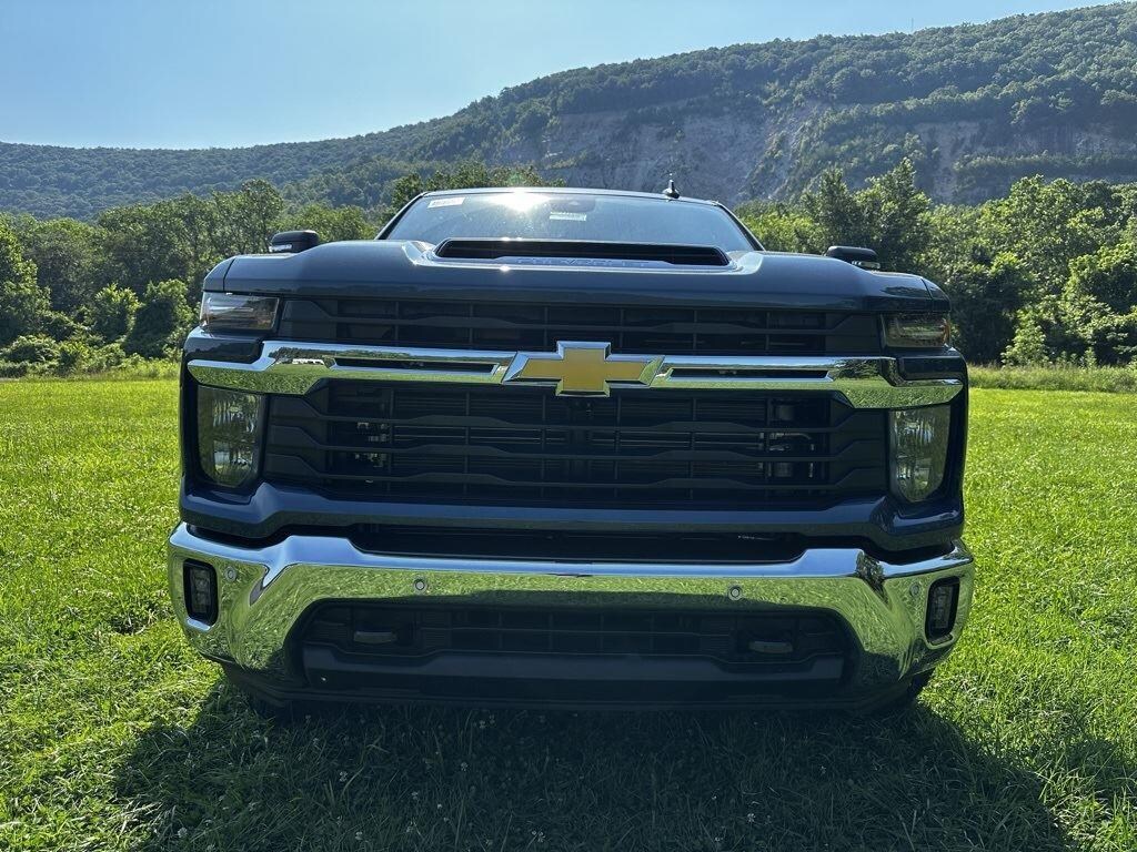 New 2025 Chevrolet Silverado 2500 HD LT Truck