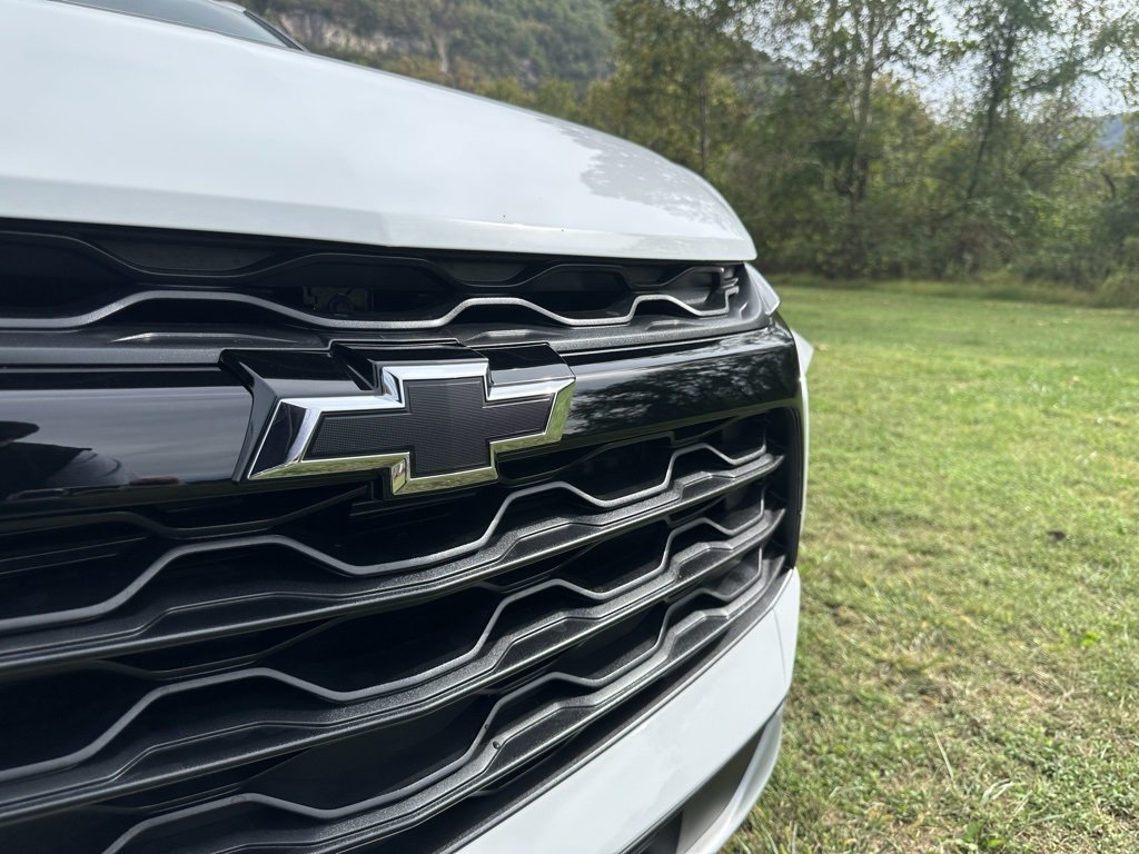 2025 Chevrolet Blazer 2LT photo 3