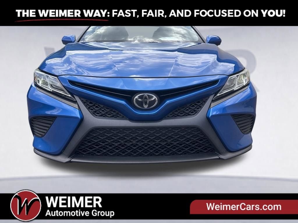 Used 2018 Toyota Camry SE with VIN 4T1B11HK6JU048318 for sale in Cumberland, MD