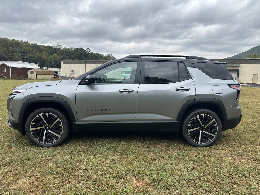 2026 Chevrolet Equinox RS photo 4
