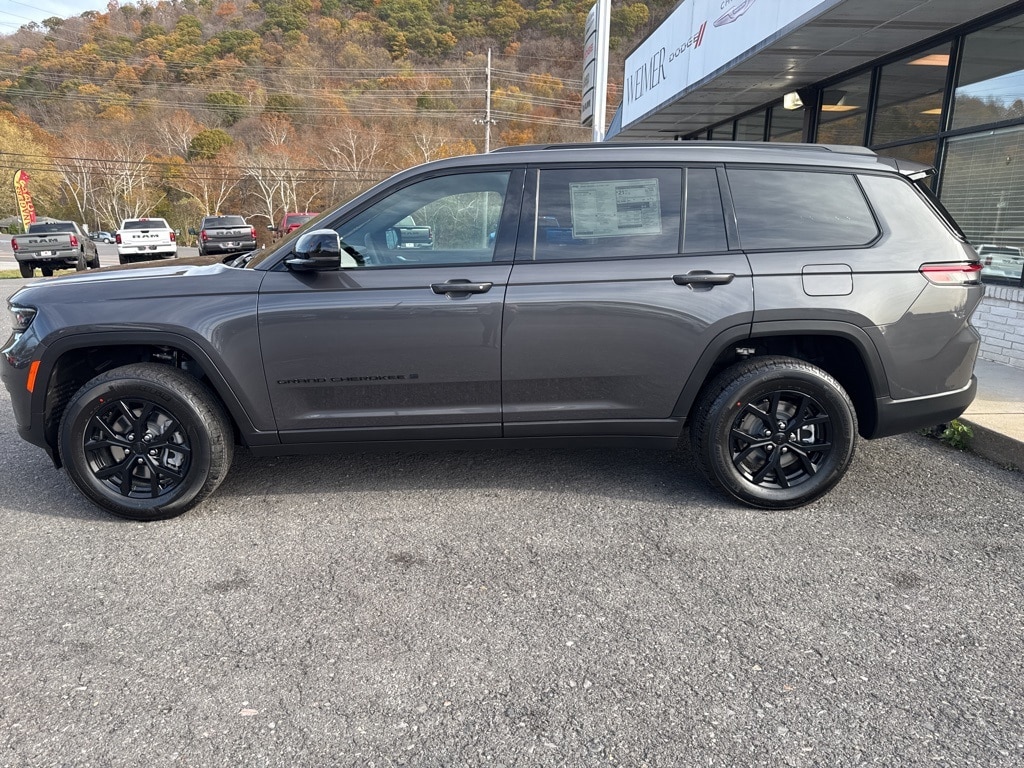New 2025 Jeep Grand Cherokee L Altitude X Sport Utility