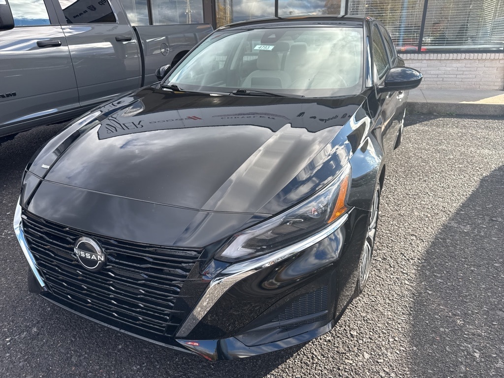 2023 Nissan Altima SV
