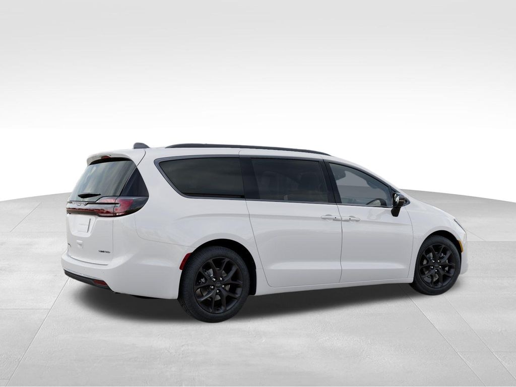 New 2027 Chrysler Pacifica Limited Passenger Van