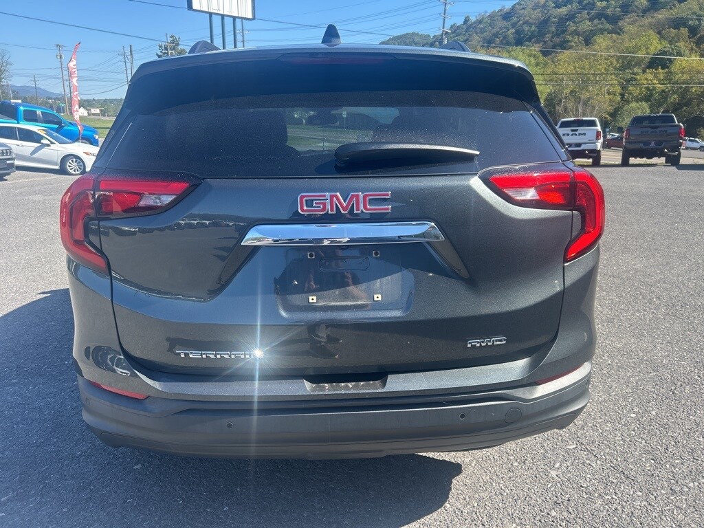 2020 Gmc Terrain SLE photo 2