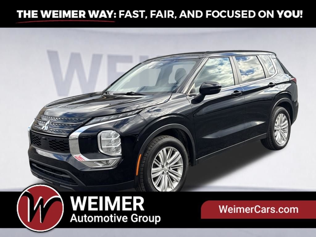 2022 Mitsubishi Outlander ES