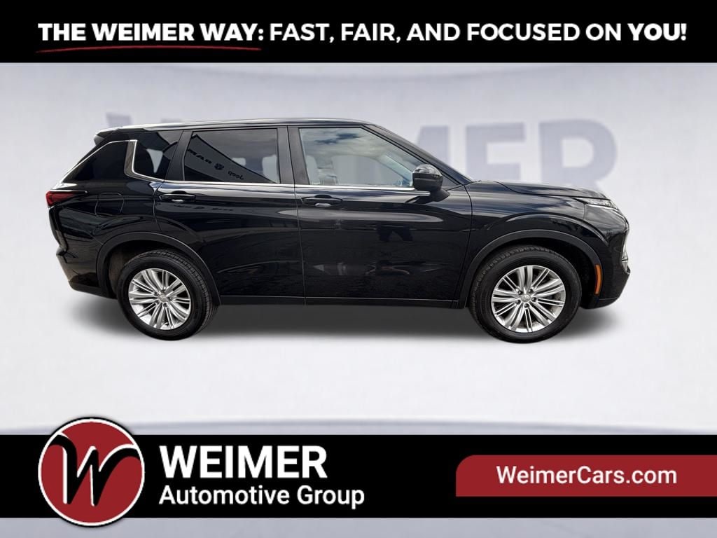 Used 2022 Mitsubishi Outlander ES SUV