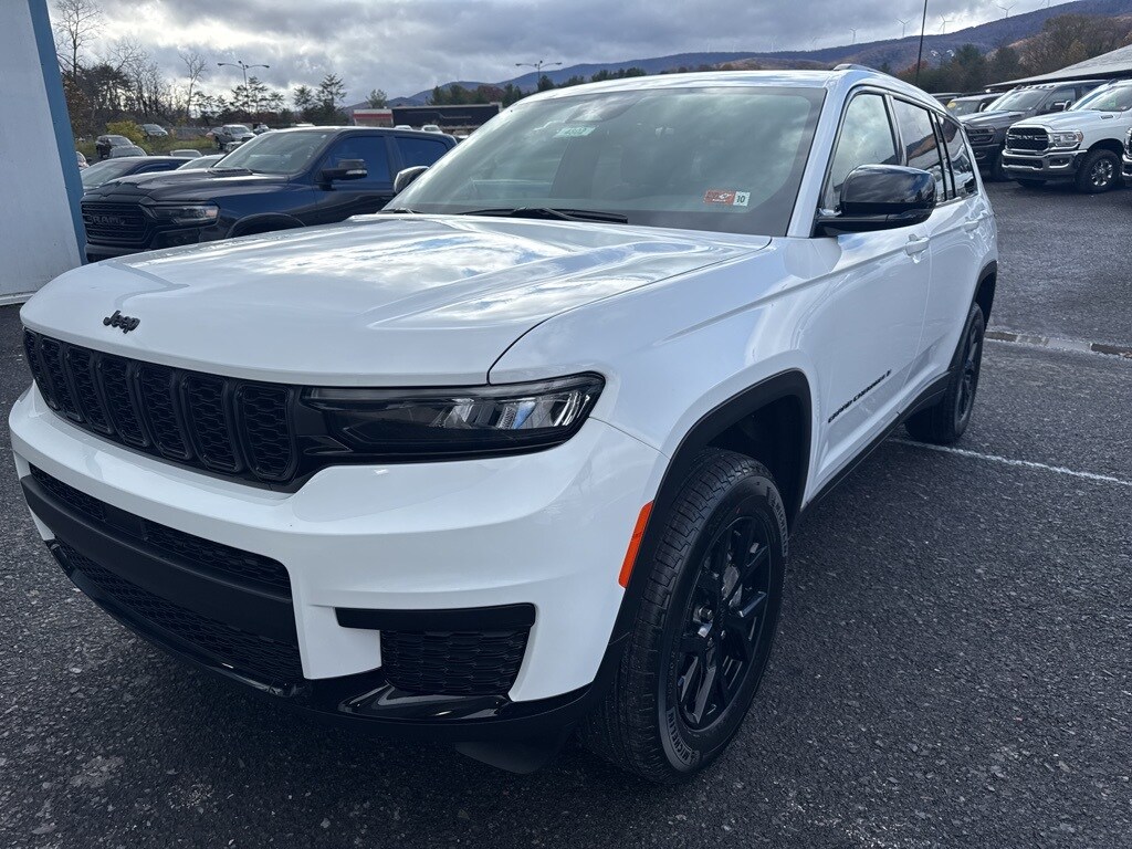 New 2025 Jeep Grand Cherokee L Altitude X Sport Utility