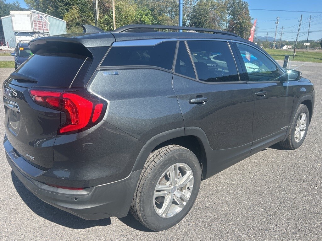 2020 Gmc Terrain SLE photo 3