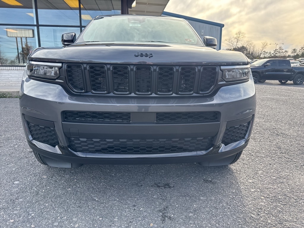 New 2025 Jeep Grand Cherokee L Altitude X Sport Utility