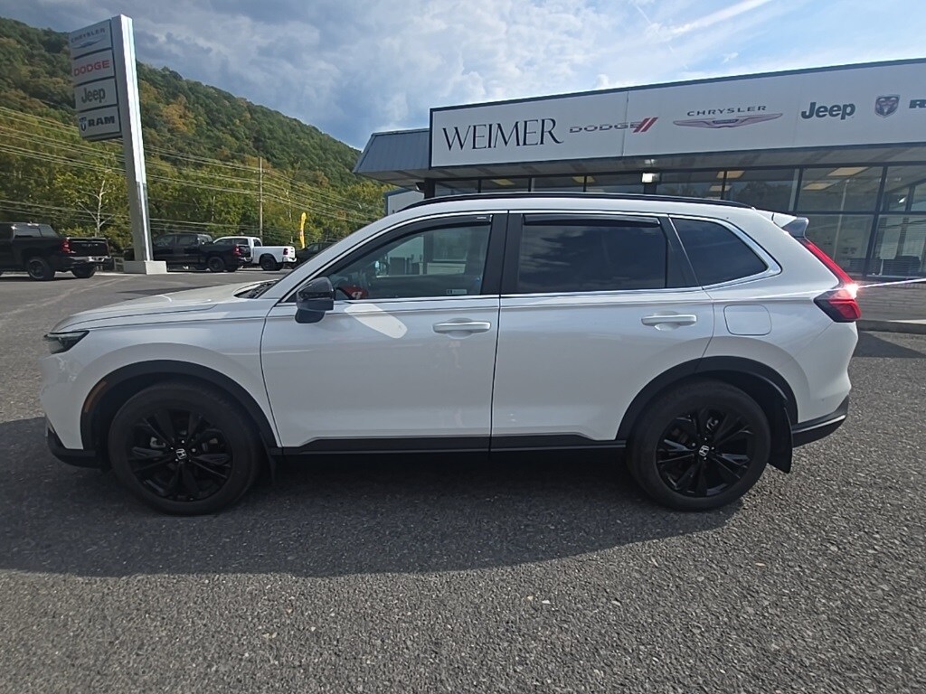 2024 Honda CR-V Hybrid Sport Touring photo 3