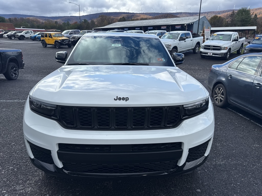 New 2025 Jeep Grand Cherokee L Altitude X Sport Utility
