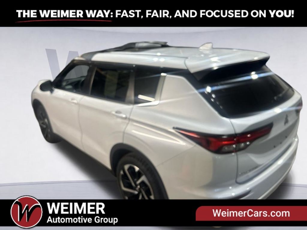 Used 2024 Mitsubishi Outlander SE SUV