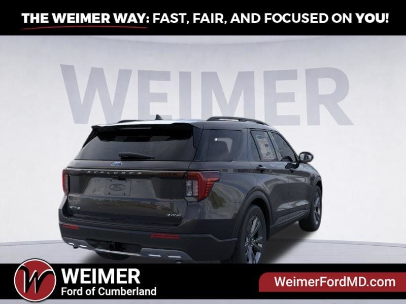 2026 Ford Explorer Active - Photo 8