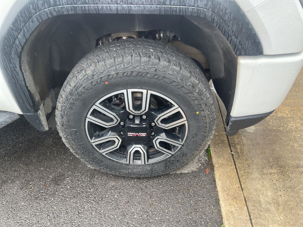 2023 Gmc Sierra 2500 HD AT4 photo 2